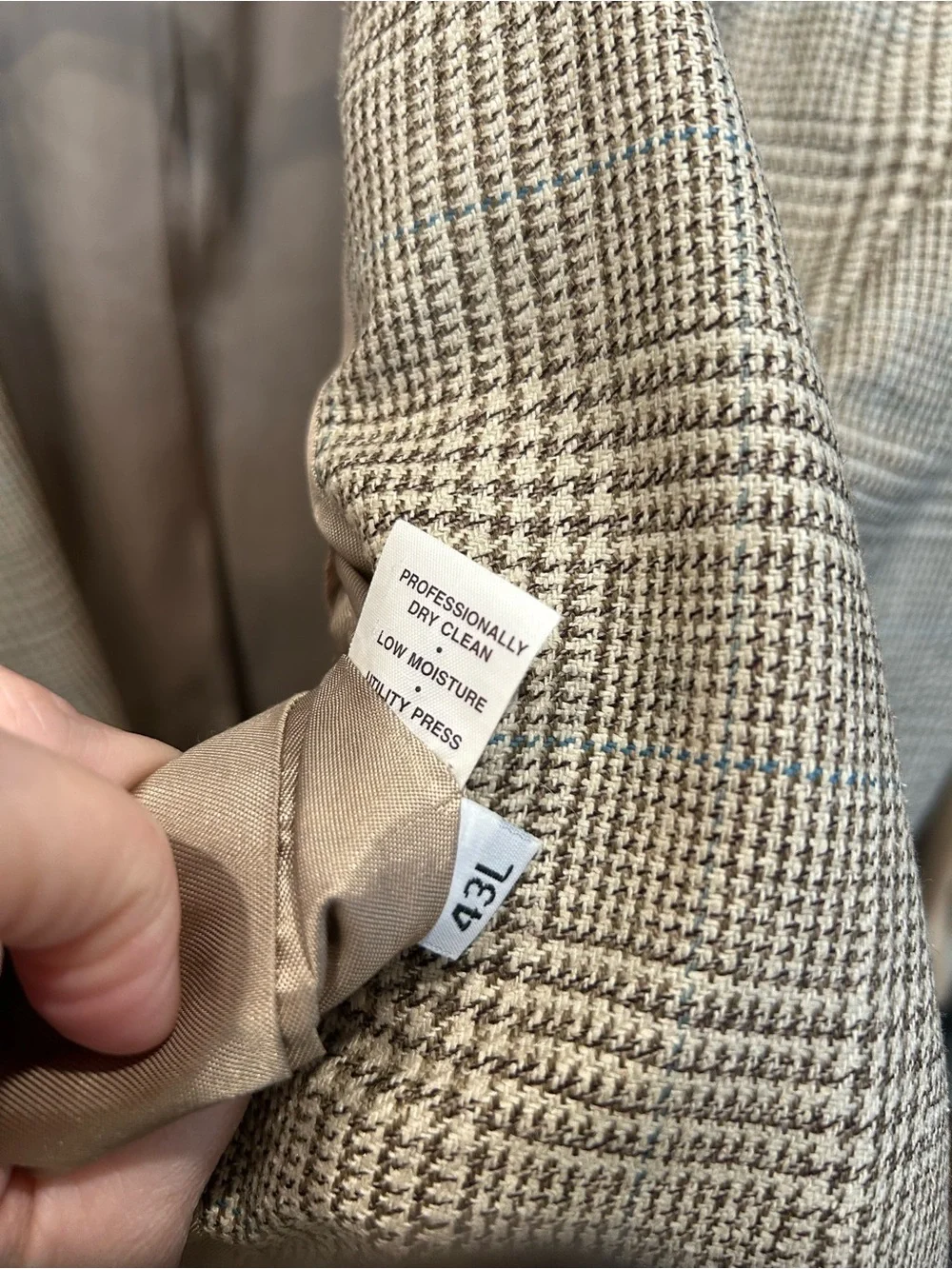 Hart Schaffner Marx | 43L | Men's Glen Plaid Blazer in Beige and Black